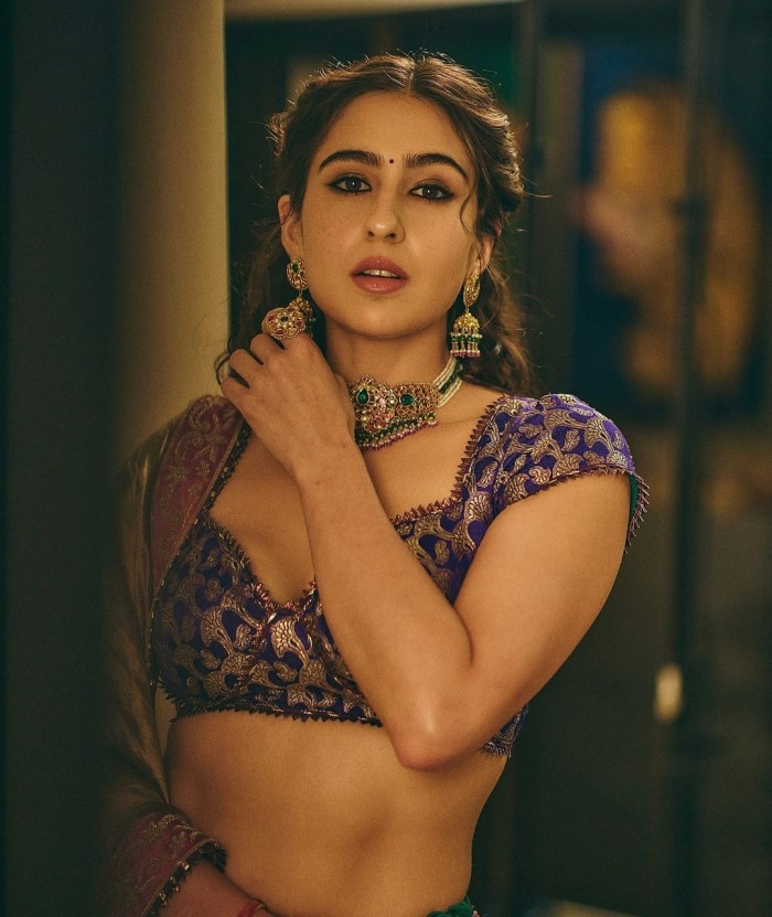 Sara's outfit was a custom-designed ensemble by Mayyur Girotra Couture that showcased the beauty of vintage brocade sarees.