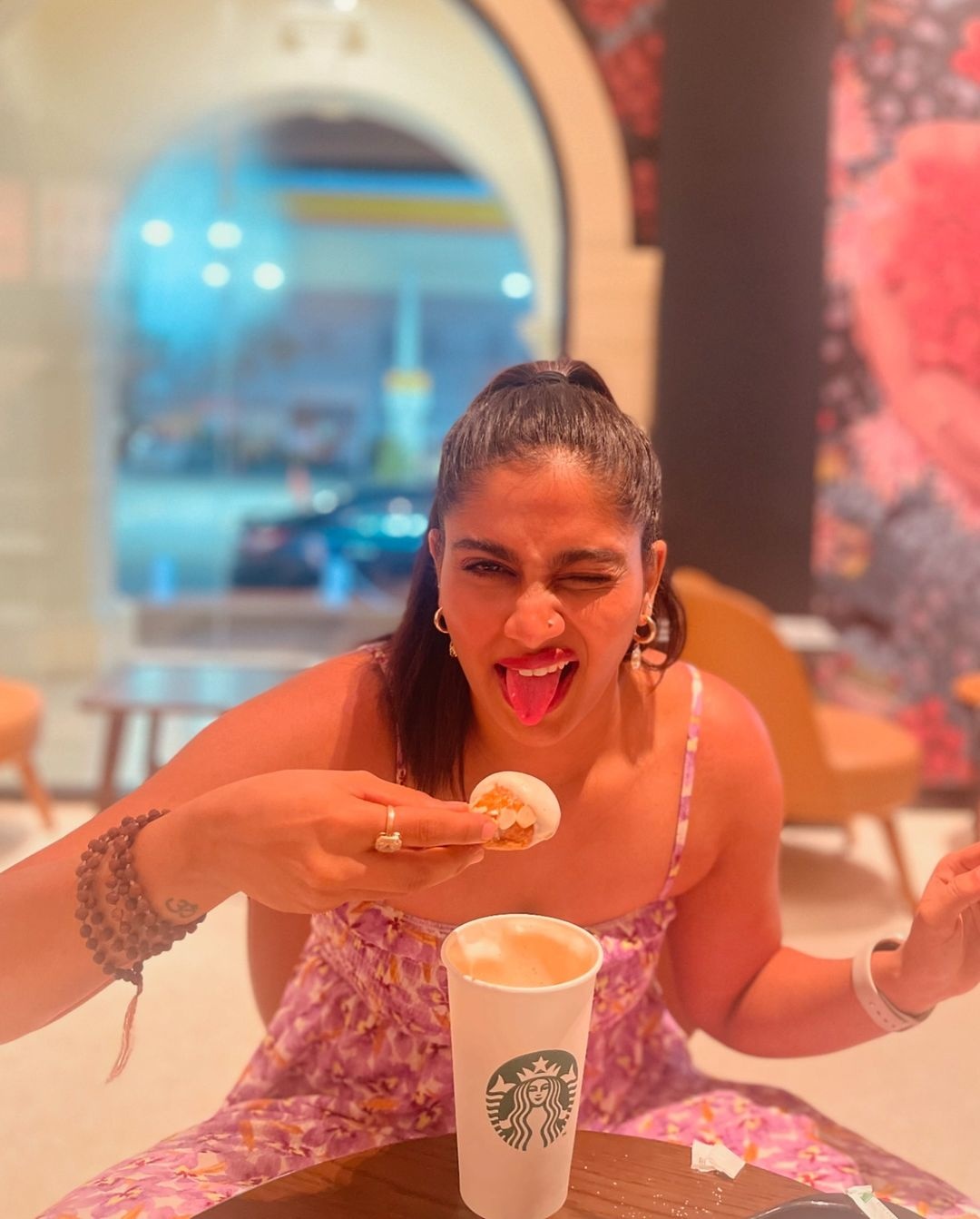 Shivani Narayanan photos