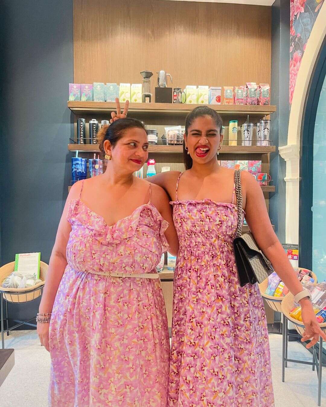 Shivani Narayanan photos