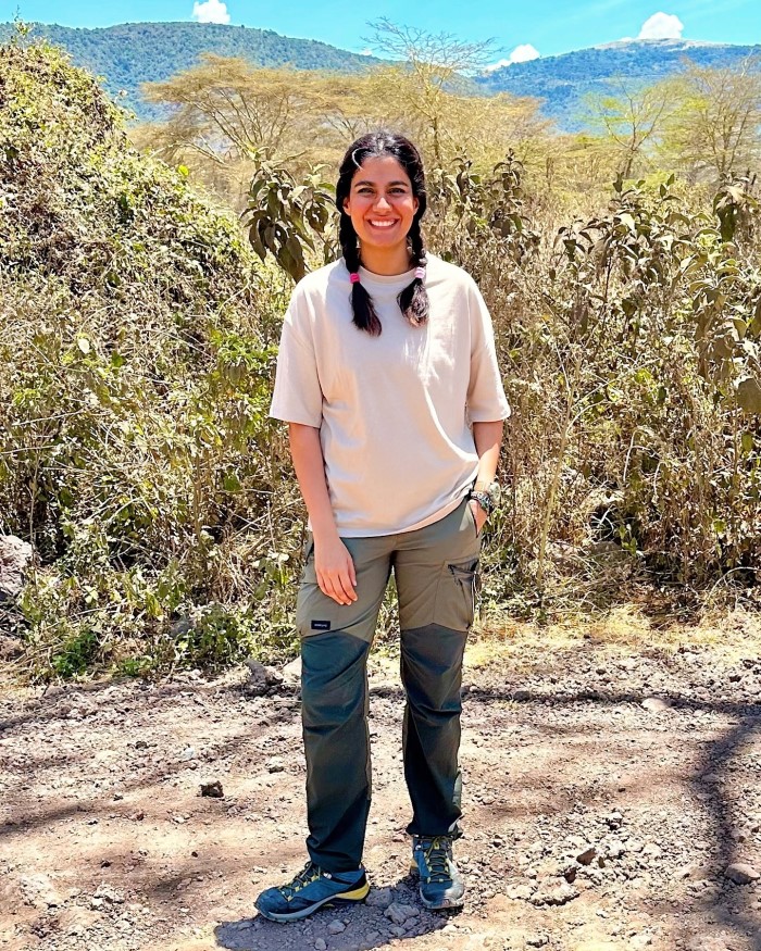जानकारी के लिए आपको बता दें कि तकरीबन 1 साल पहले श्रेया ने एक इंटरव्यू के दौरान बताया था कि जब वह मुंबई आई थी तो आर्थिक तंगी से परेशान थी
