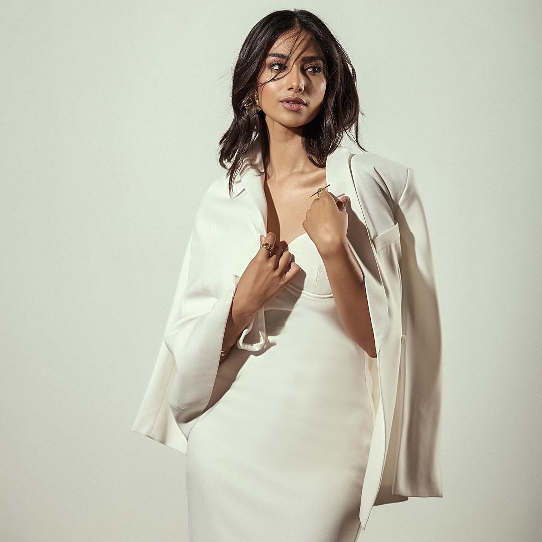 Meenakshi Chaudhary hot photos