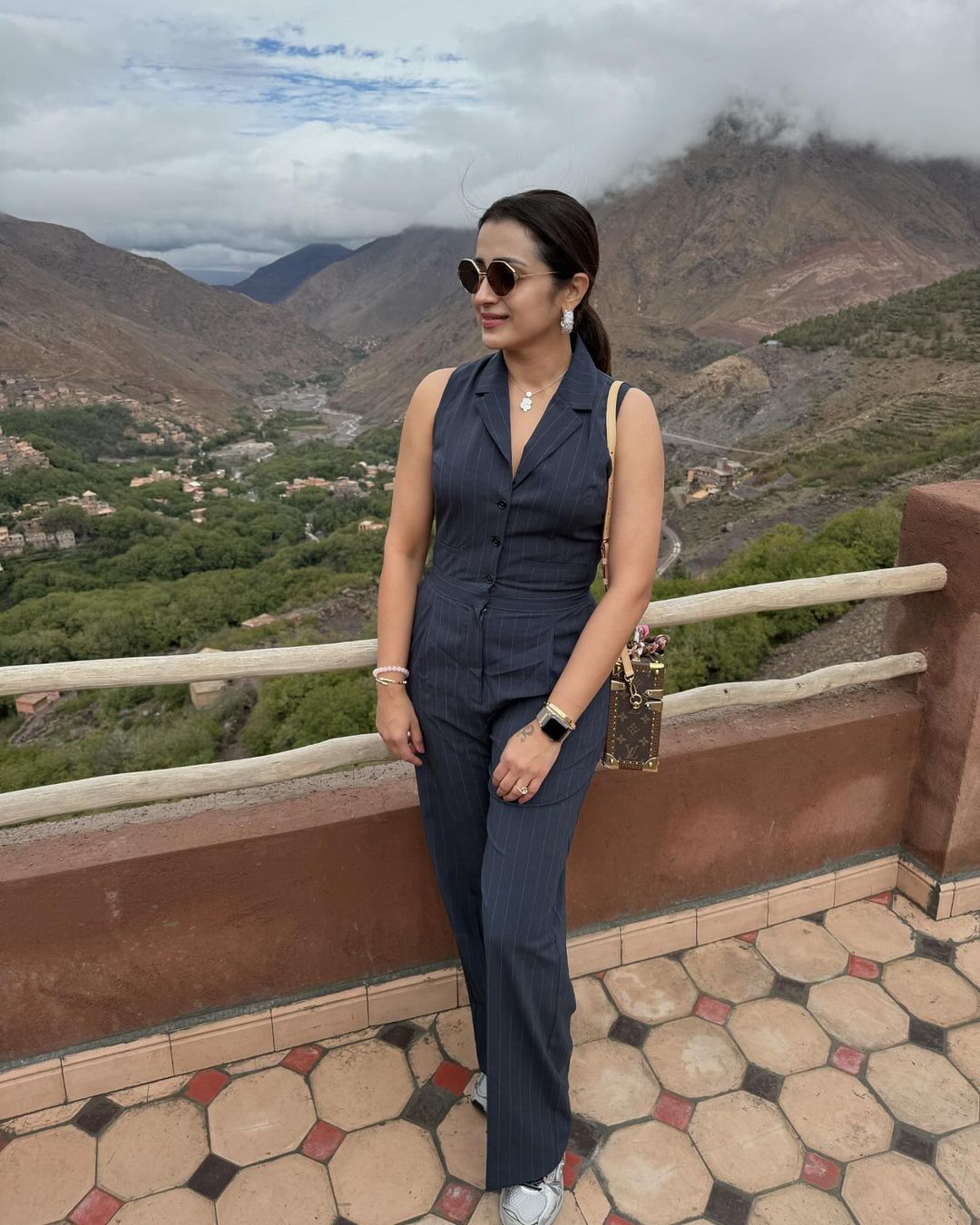 Actress Trisha Krishnan Left The Shooting Spot In Halfway