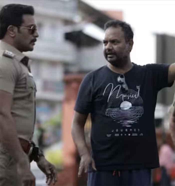 Crew: Directed by Dr. Suri, the story is crafted by Prashanth Neel, with screenplay and dialogues by Dr. Suri.