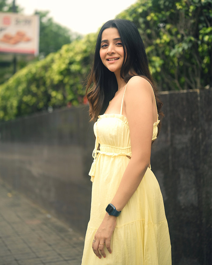 She has also appeared in Bengali web series like “Homestay Murders” (2023) and “Preme Pora Baron” (2024).