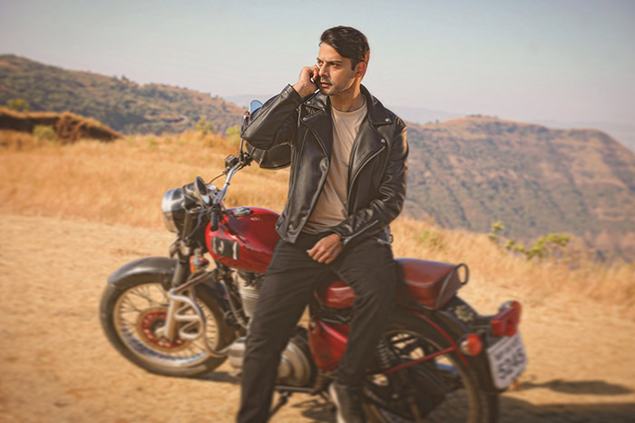 His breakthrough came with the role of Sameer Atwal/Iqbal in “Nadaan Parindey Ghar Aaja” on Life OK.