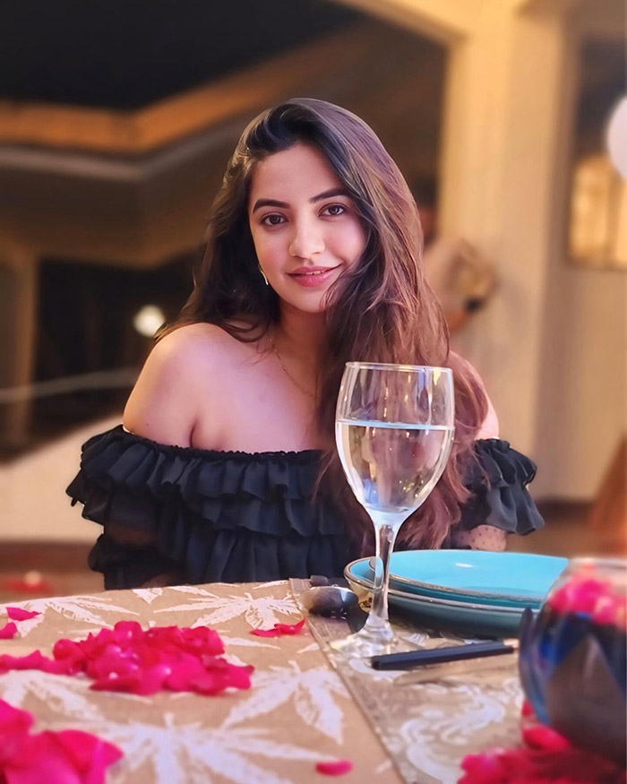 Meera Deosthale was born on November 16, 1995, in Vadodara, Gujarat, India. She initially aspired to become a pilot but later found her passion in acting.