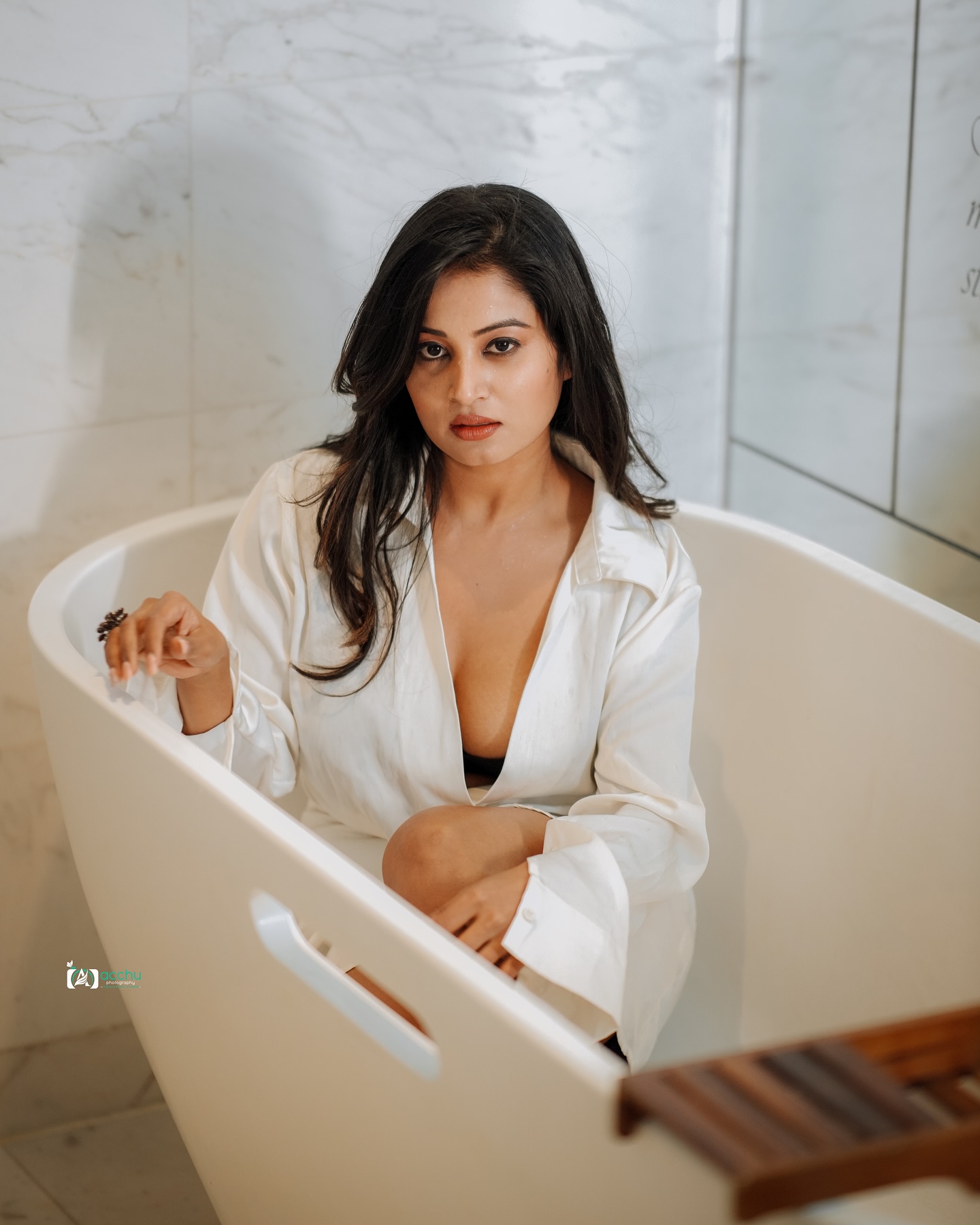 Bigg Boss Kannada 11 Contestant: Anusha Rai, Photos, Age, Biography, Family & More