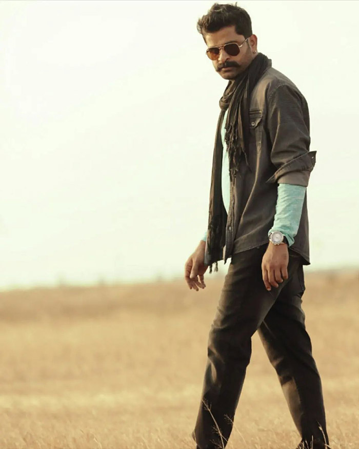 Manju hails from Kolar, Karnataka, and has a background in theater, influenced by his father who was also a stage artist.