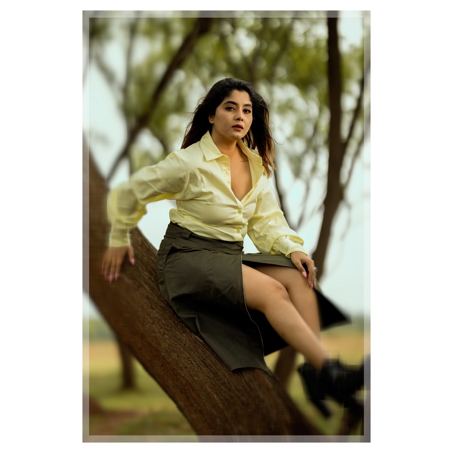 Aishwarya Shindogi Bigg Boss Kannada 11 Contestant photos.