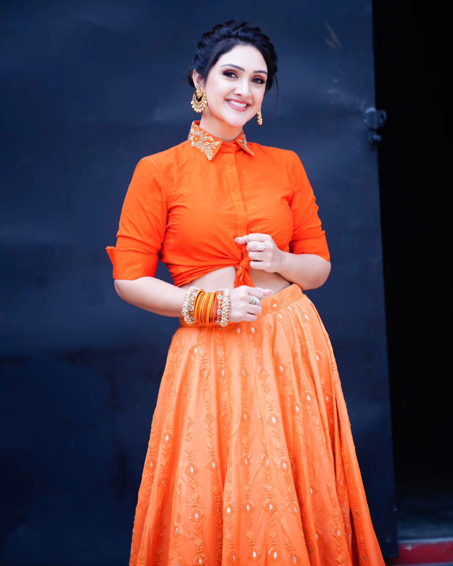 Sridevi Vijaykumar Bigg Boss Tamil 8 Contestant photos.