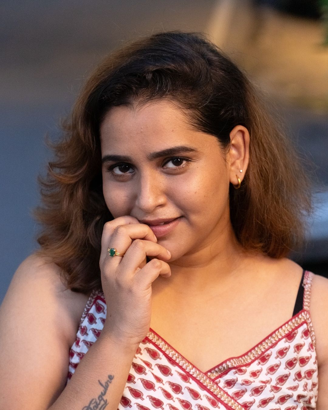 Bigg Boss Tamil 8: Who Is VJ Jacqueline? Photos, Movies, Lifestyle , Age & More