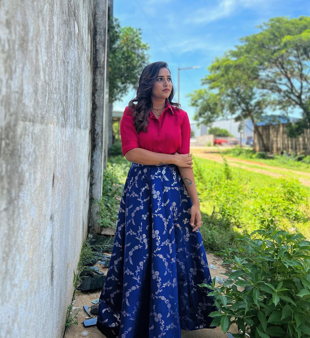 Bigg Boss Tamil 8: Who Is VJ Jacqueline? Photos, Movies, Lifestyle , Age & More