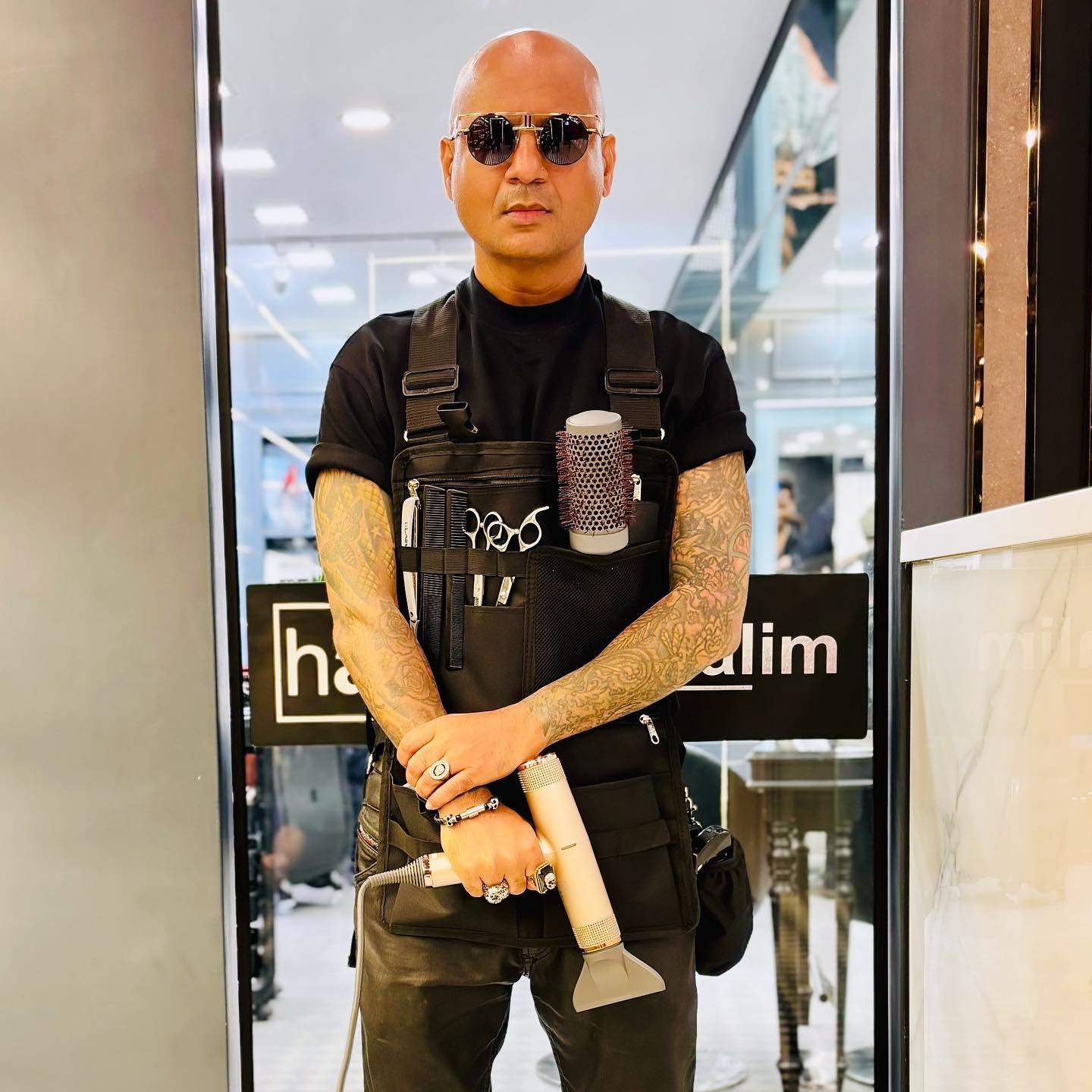 Aalim Hakim Haircut Charges Famous Hairstylist In Bollywood Aalim