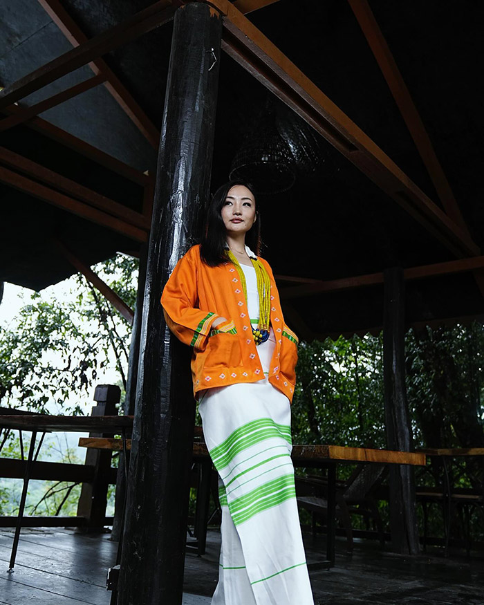 Chum Darang was born on October 16, 1991. As of 2024, she is 33 years old.