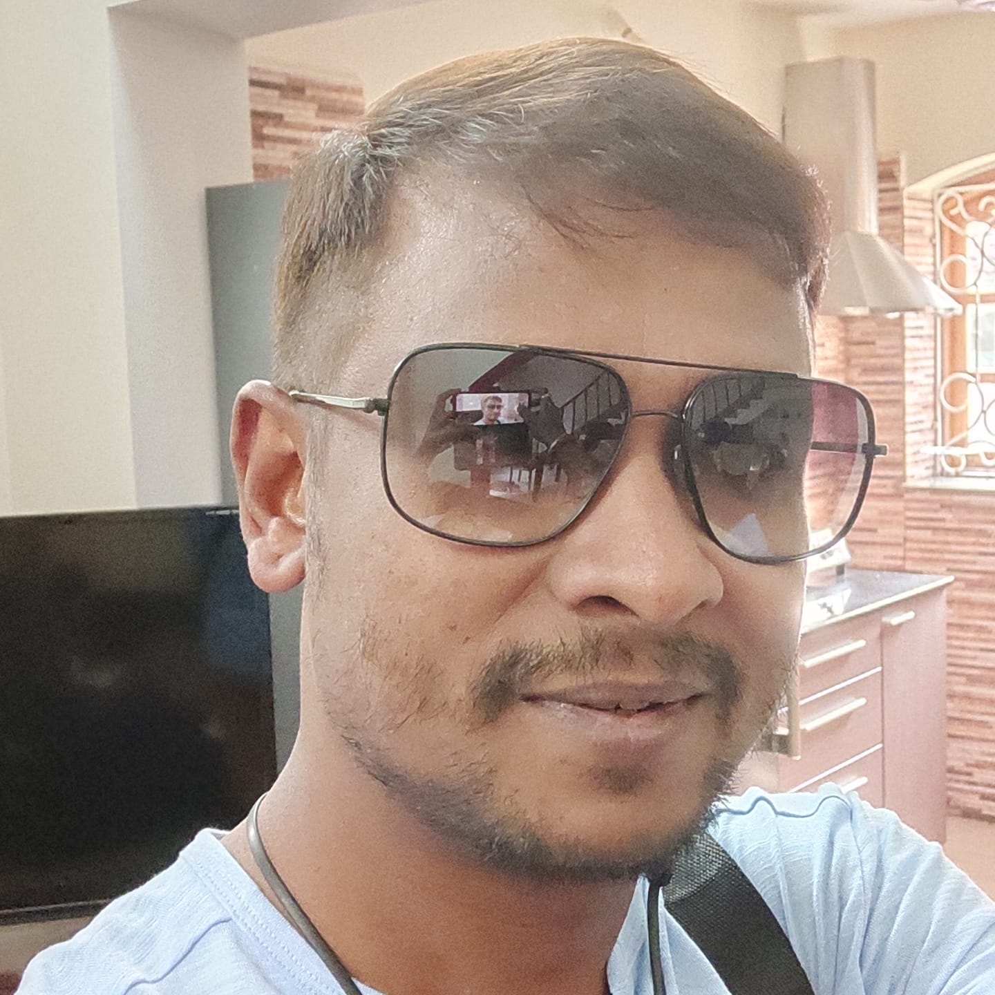 Beyond his achievements in cinema, Deepak Aras was also the founder and director of Tours Go Company, showcasing his versatility and entrepreneurial spirit.