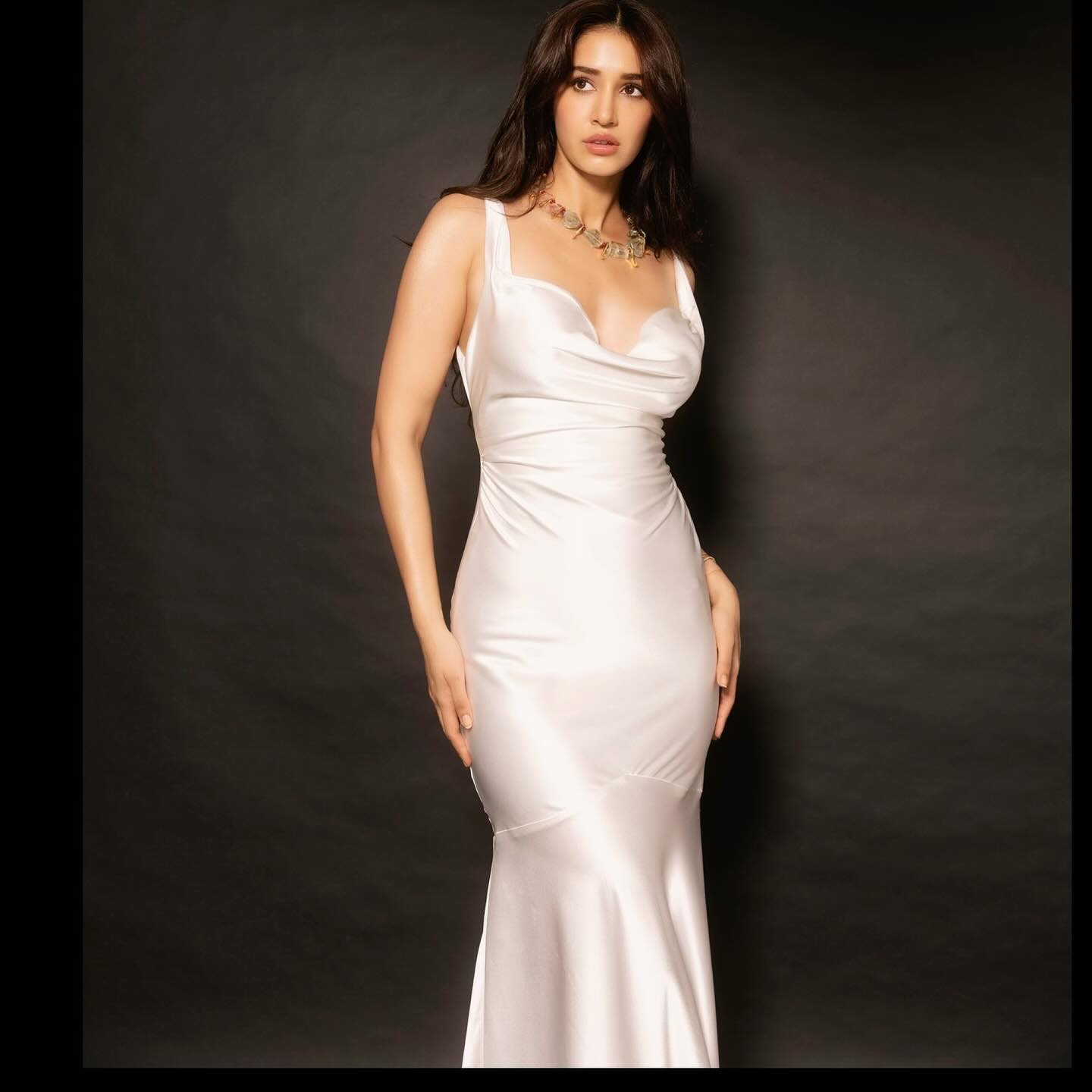 Disha Patani photos.