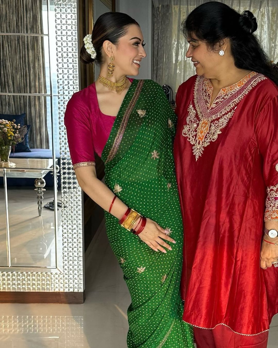 Hansika Motwani and Sohael Khaturiya Celebrate New Home ceremony photos.