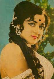 Hema Malini Turns 75: See Rare & Unseen Photos of Dream Girl