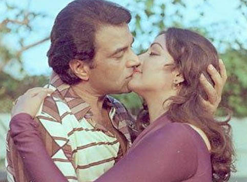 Hema Malini Turns 75: See Rare & Unseen Photos of Dream Girl