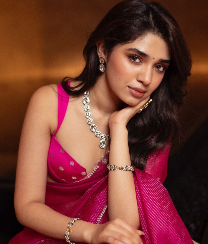 Krithi Shetty says she wish to share screen space with rakshit shetty