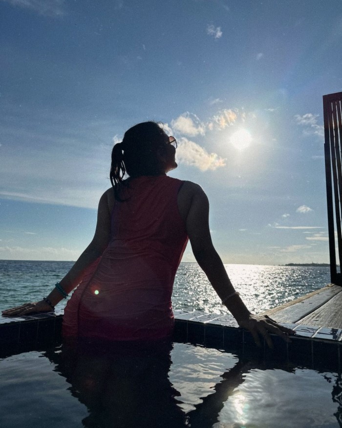 In the photos, Swasika is dressed in stylish beachwear, perfectly blending comfort and fashion, making her look effortlessly chic.