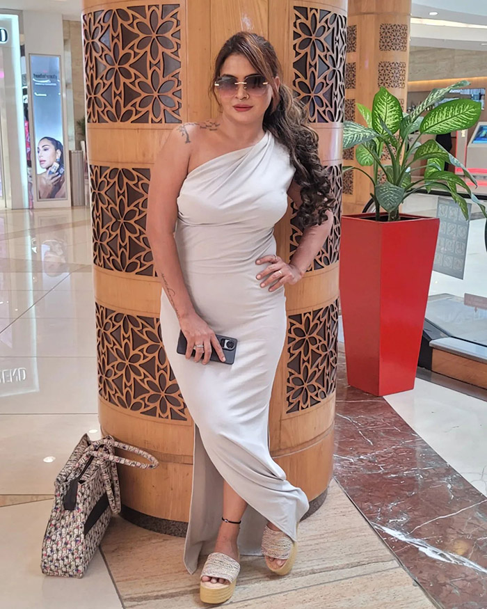 Instagram ID: You can find her on Instagram under the handle @the_holyrebel