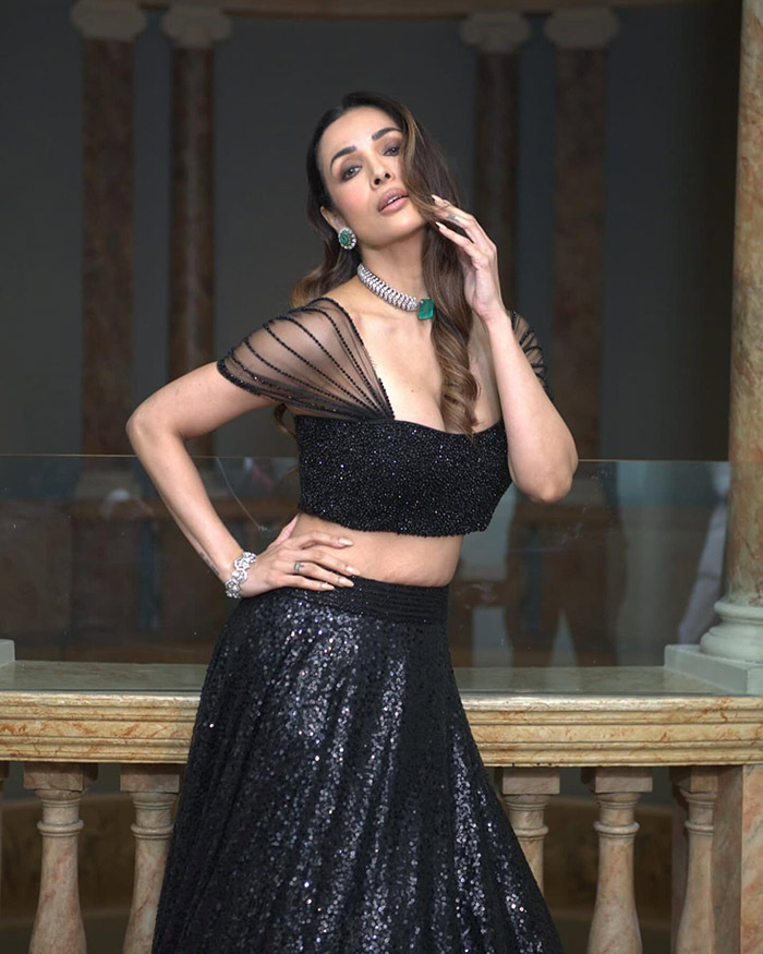 Age: Malaika Arora was born on October 23, 1973, making her 50 years old.