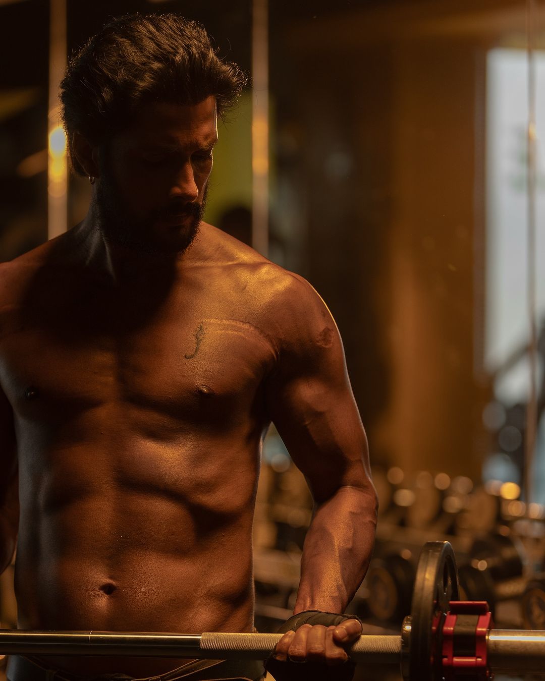 Pics: Actor Nenapirali Prem flaunts abs in shirtless photos