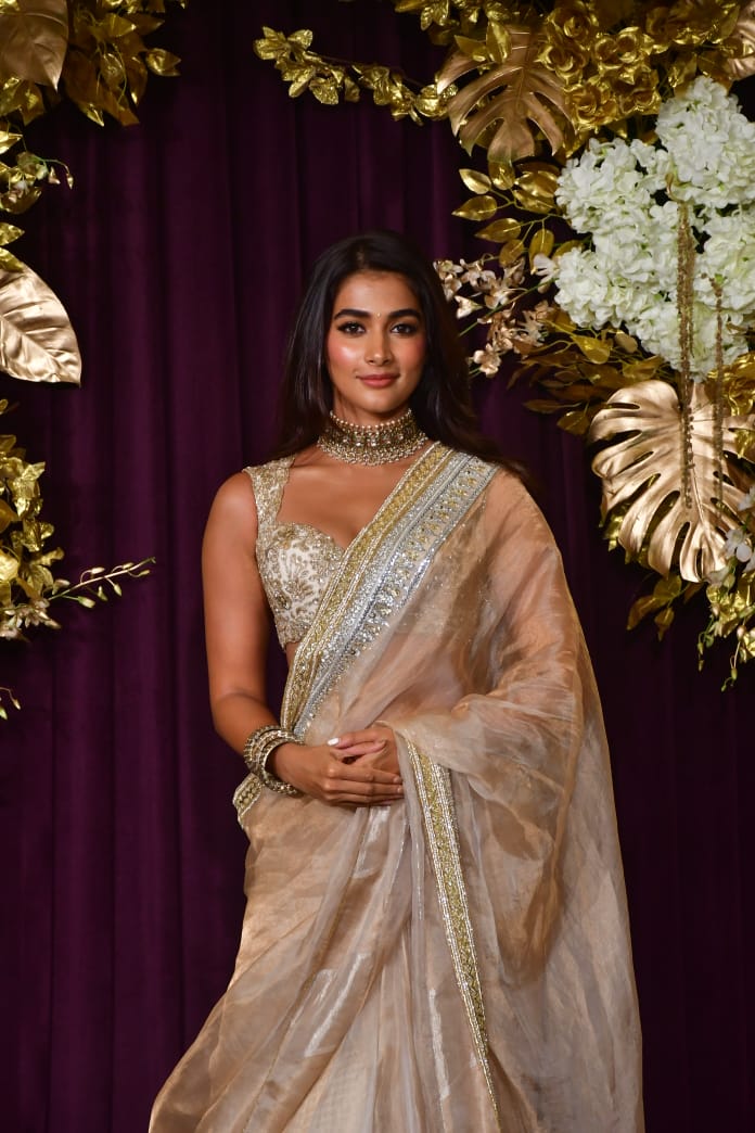 Pooja Hegde Slays In Iconic Lehenga Look At Manish Malhotra's Diwali Party