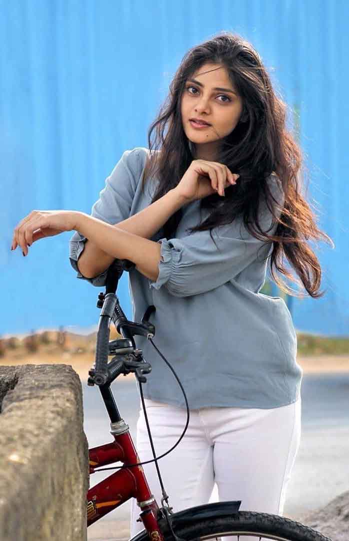 Rahasya Gorak: Photos, Age, Biography, Movies, Family, Education and More