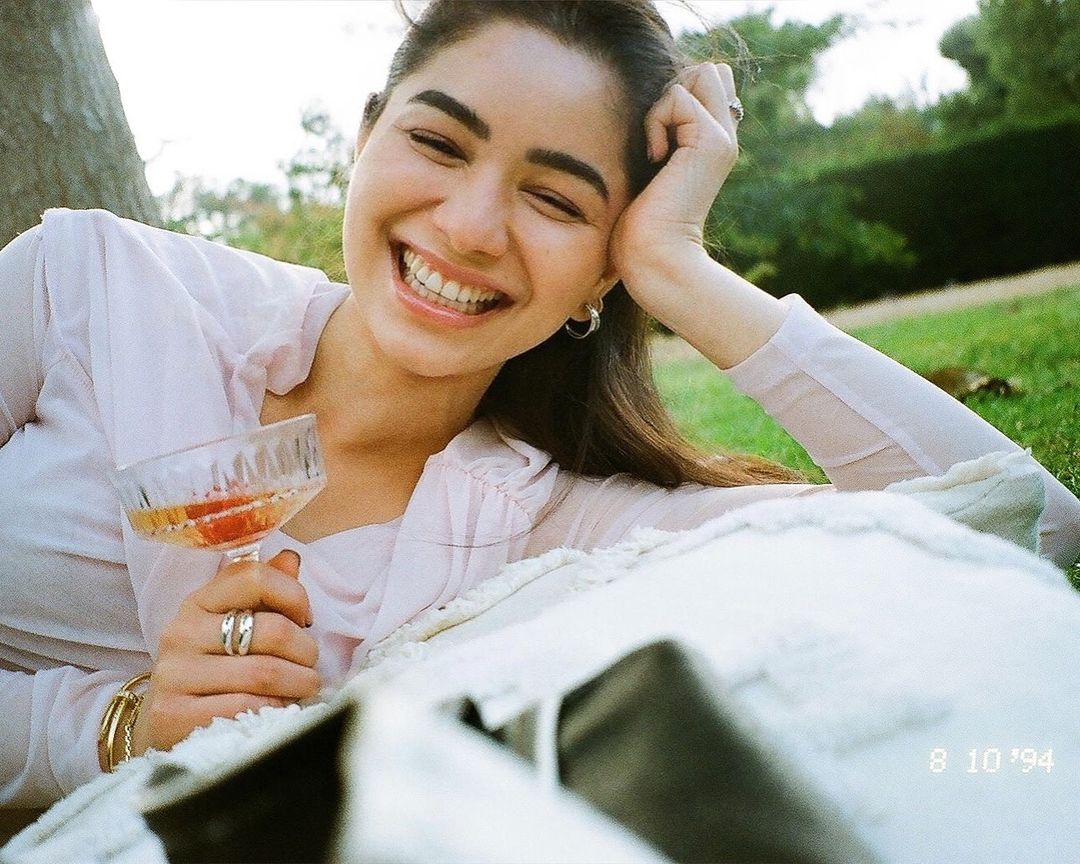 Sara Tendulkar Enjoys Beach Vibes in Goa: