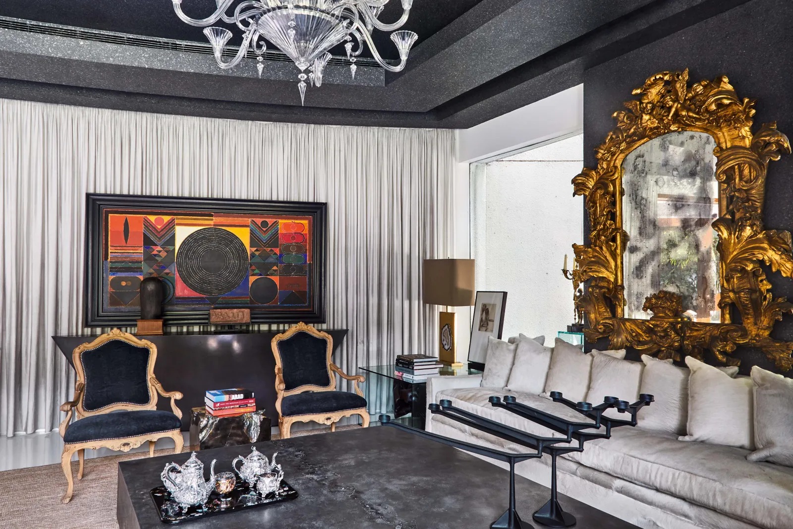 Shalini Pasi Luxurious House Has 14 Rooms with gold art work on walls Inside Photos