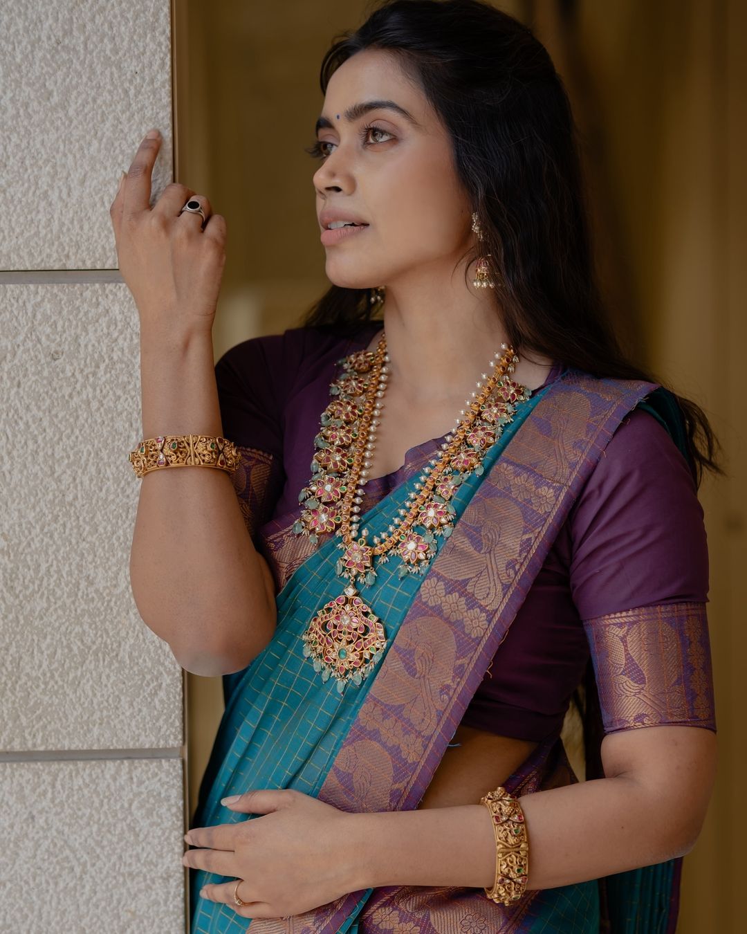 Tamil Bigg Boss Season 8: Who Is Tharshika? Movies, Age, Biography, Bigg Boss Tamil & More