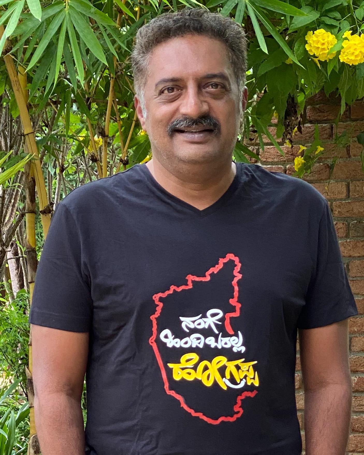 Prakash Raj Joins cast of Thalapathy 69