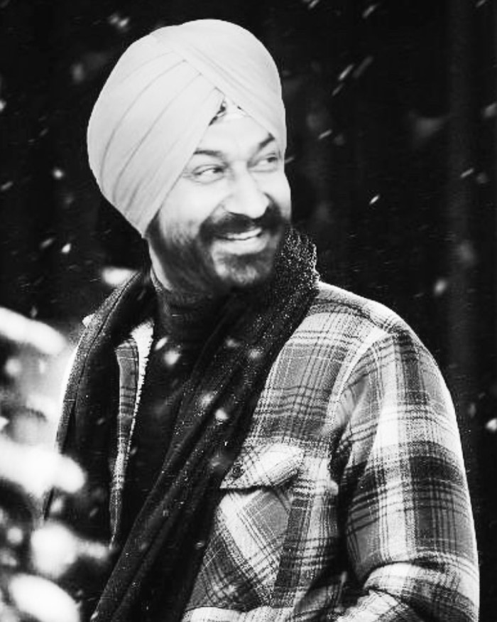 सलमान खान का विवादित रियलिटी शो बिग बॉस 18 6 अक्टूबर से शुरू होने जा रहा है और इसको लेकर फैंस के बीच में भी काफी ज्यादा क्रेज बना हुआ है।