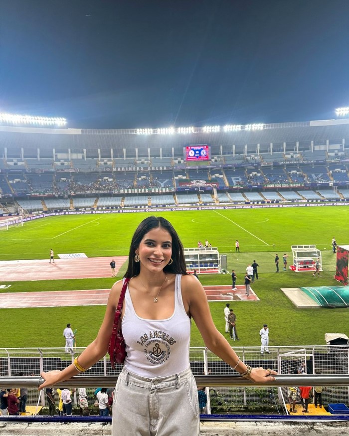 She is an Indian actress known for her work in Bollywood films and web series. Kasturi began her career as a model before transitioning into acting.