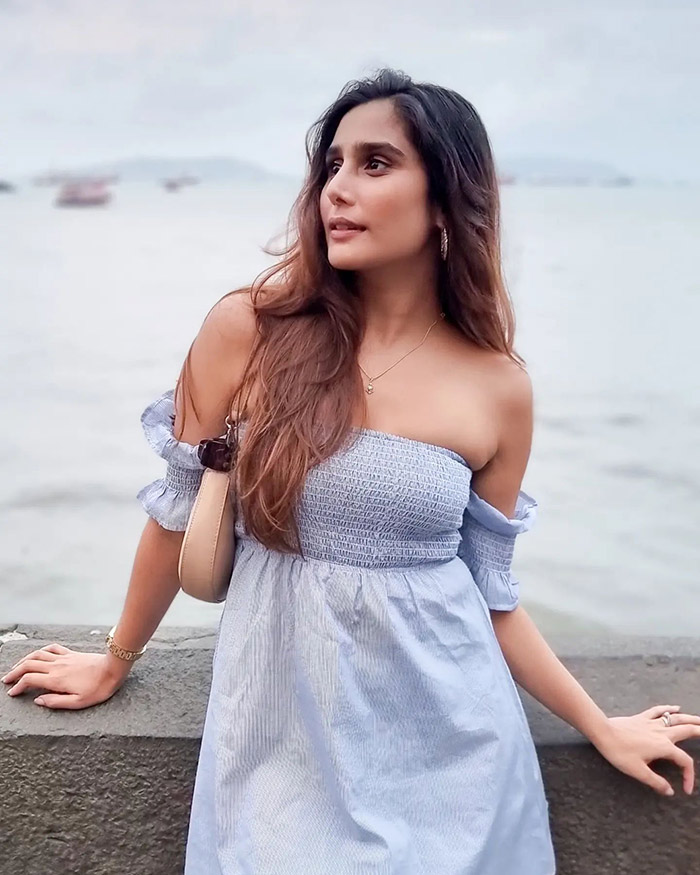 Net Worth: Nikhita Chopra has an estimated net worth of around ₹80 lakhs.