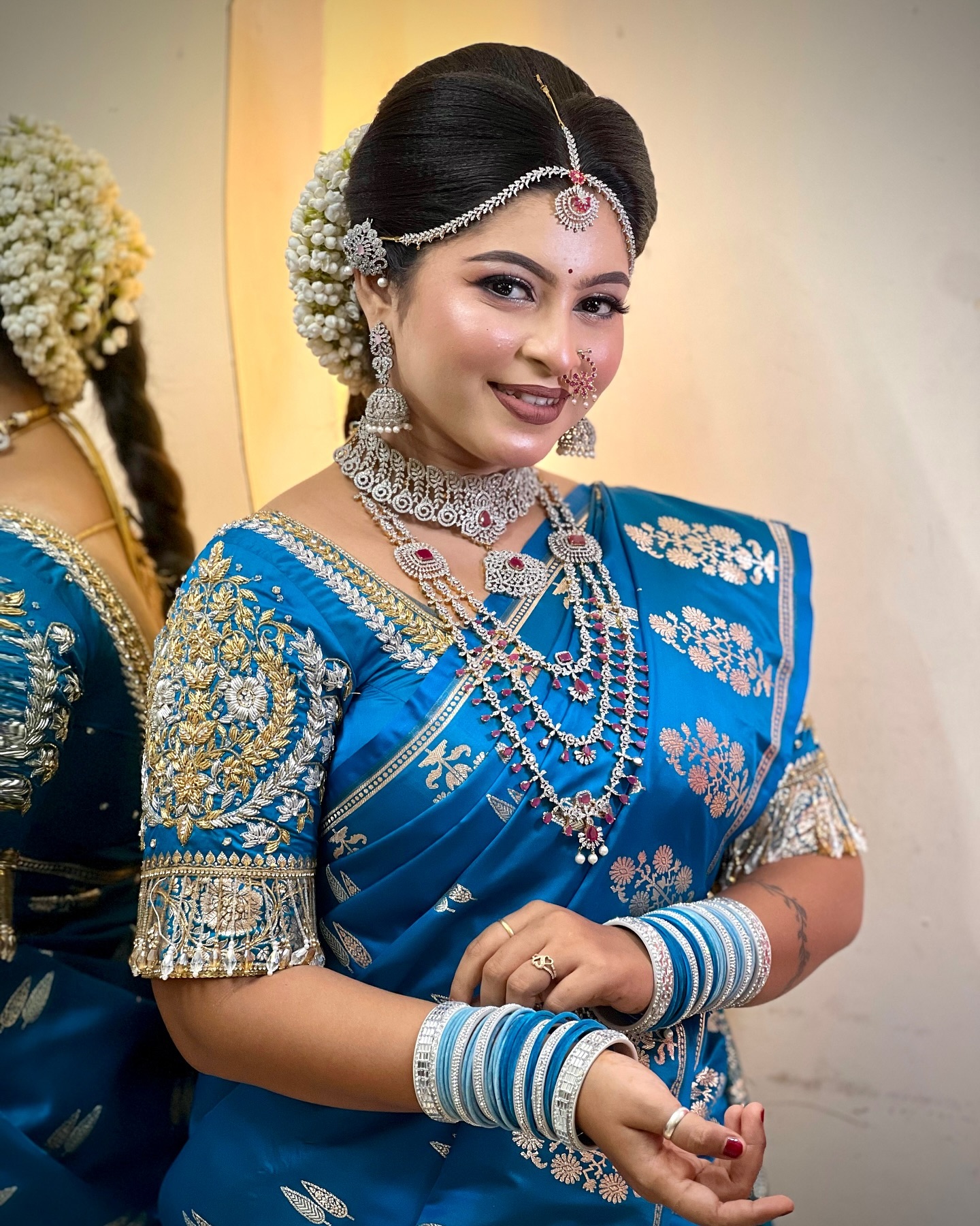 Ullu App Actress Payal Patil photos.