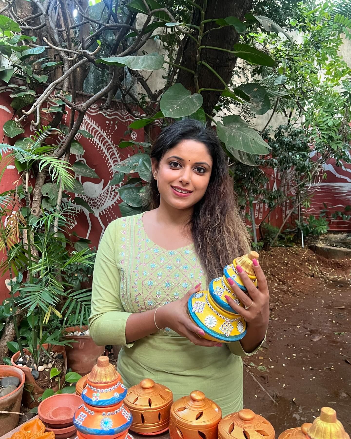 Ullu App Actress Sneha Paul Photos.