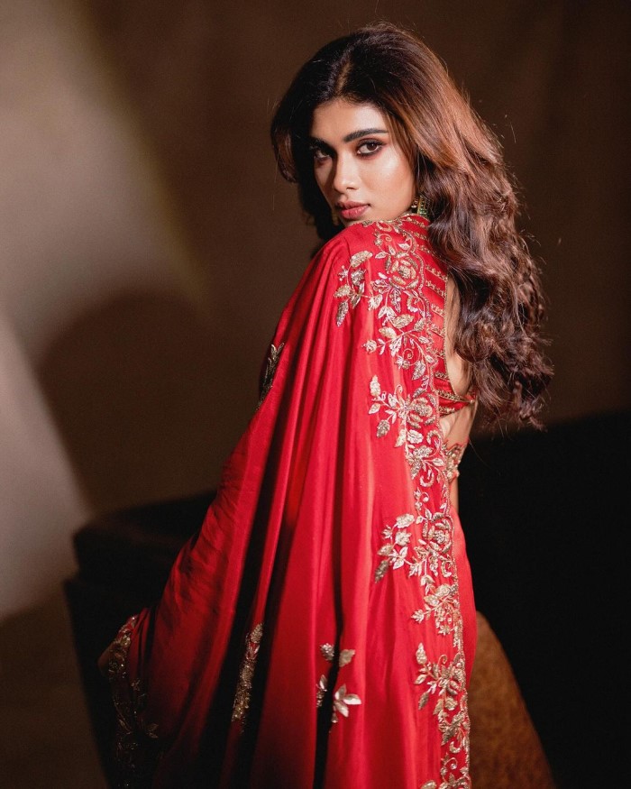 Dushara Vijayan was born on October 14, 1997, making her 26 years old. She is an Indian actress and model known for her work in Tamil cinema.