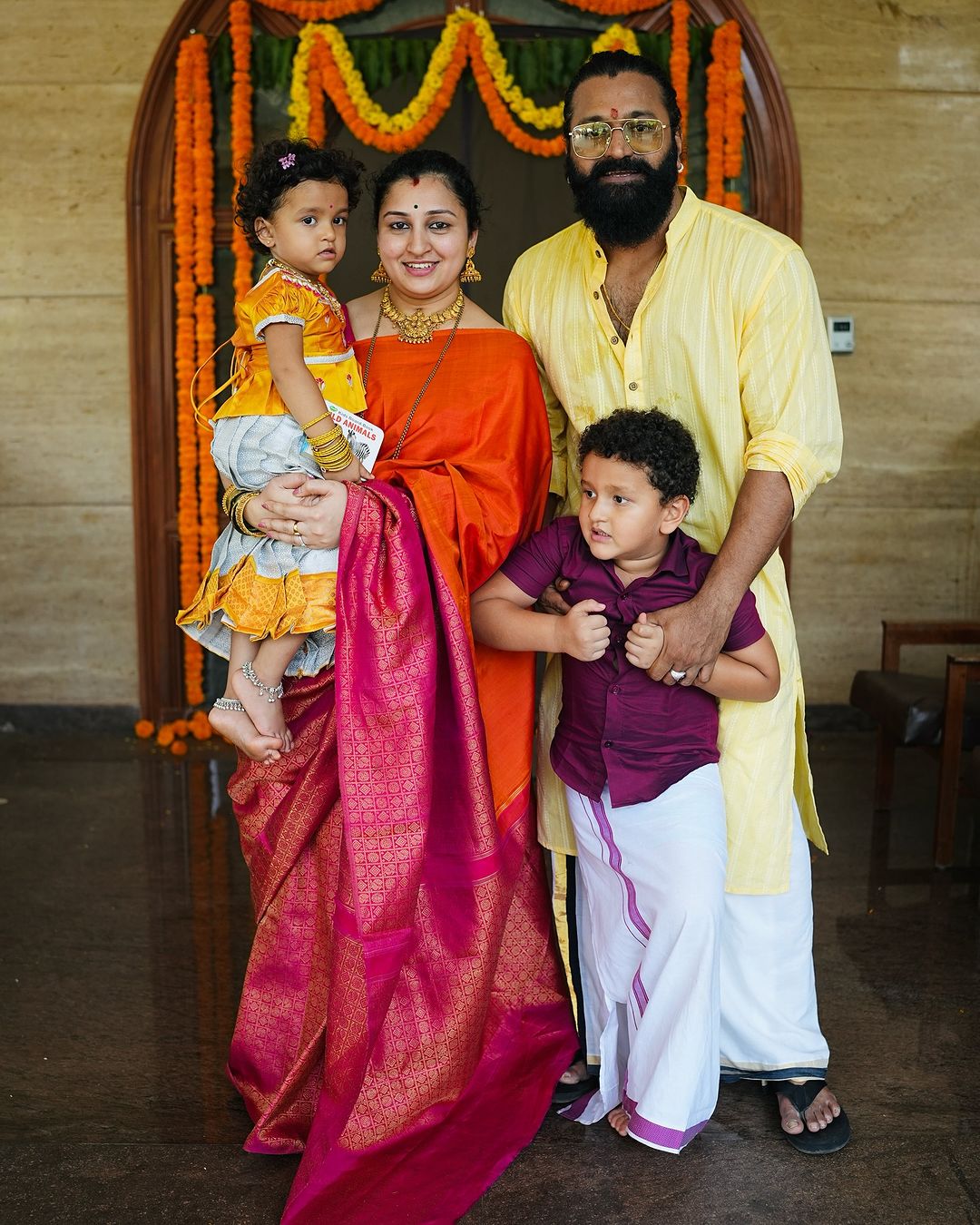 Actor Rishab shetty celebrates Diwali with wife and children