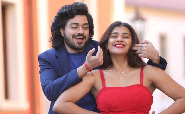 Dhoom Dhaam  film features Chetan Krishna and Hebah Patel in the lead roles. Supporting cast includes Sai Kumar, Vennela Kishore, Prithviraj, and Goparaju Ramana.