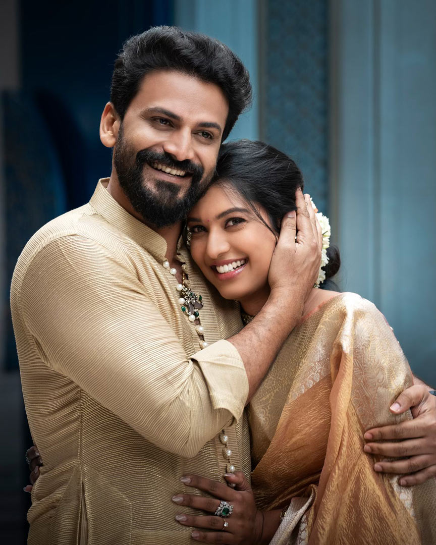 Dolly Dhananjay And Fiance Dr. Dhanyta Kela Pre-Wedding Photoshoot