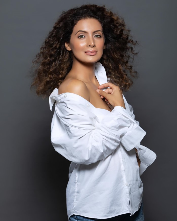 The photoshoot has created quite a buzz on social media. Fans and celebrities alike have been praising Geeta's stunning look and impeccable style