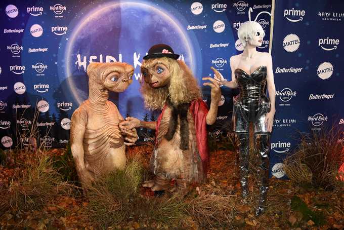 Heidi Klum Stuns as E.T. at Her Iconic Annual Halloween Bash