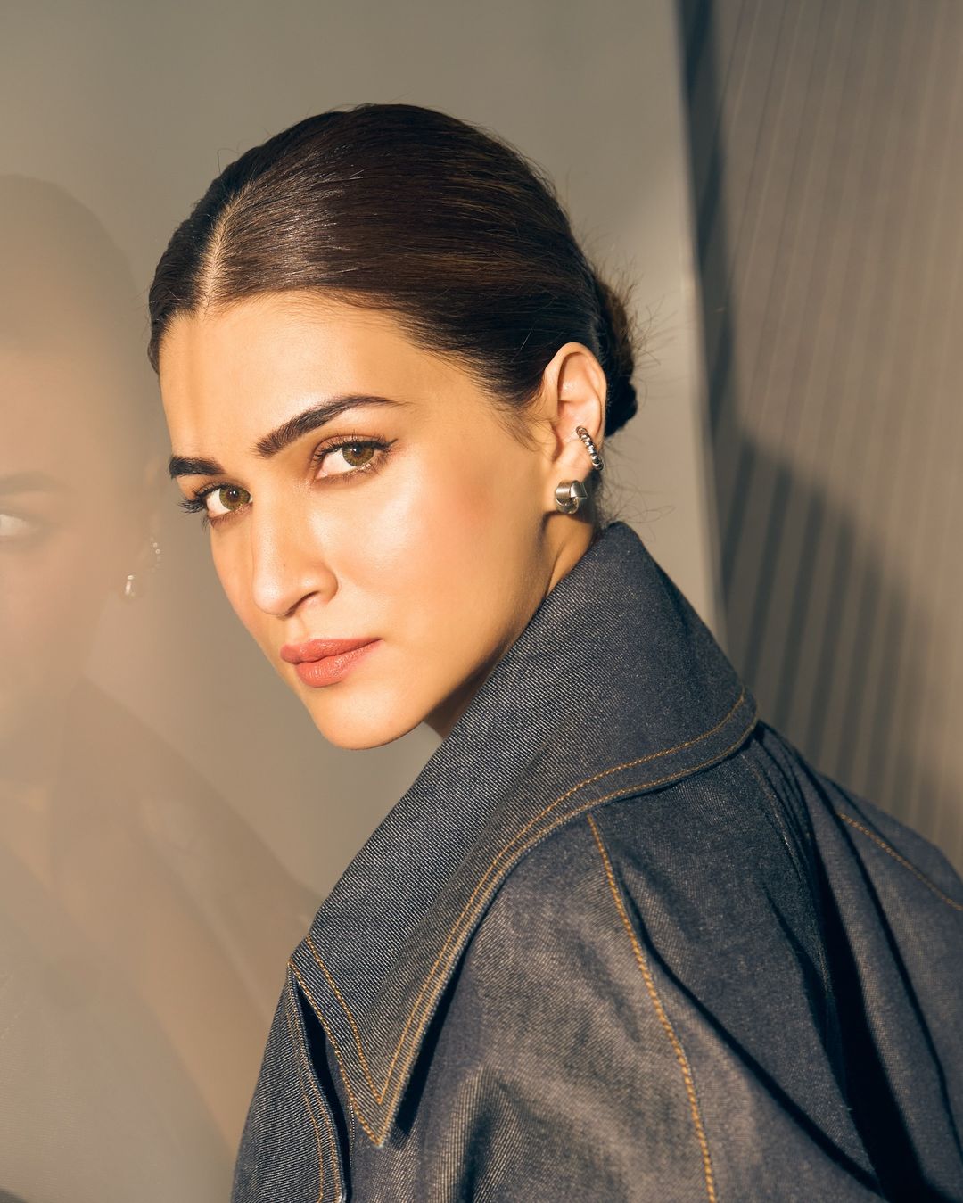 Kriti Sanon wishes rumoured boyfriend Kabir Bahia on his birthday