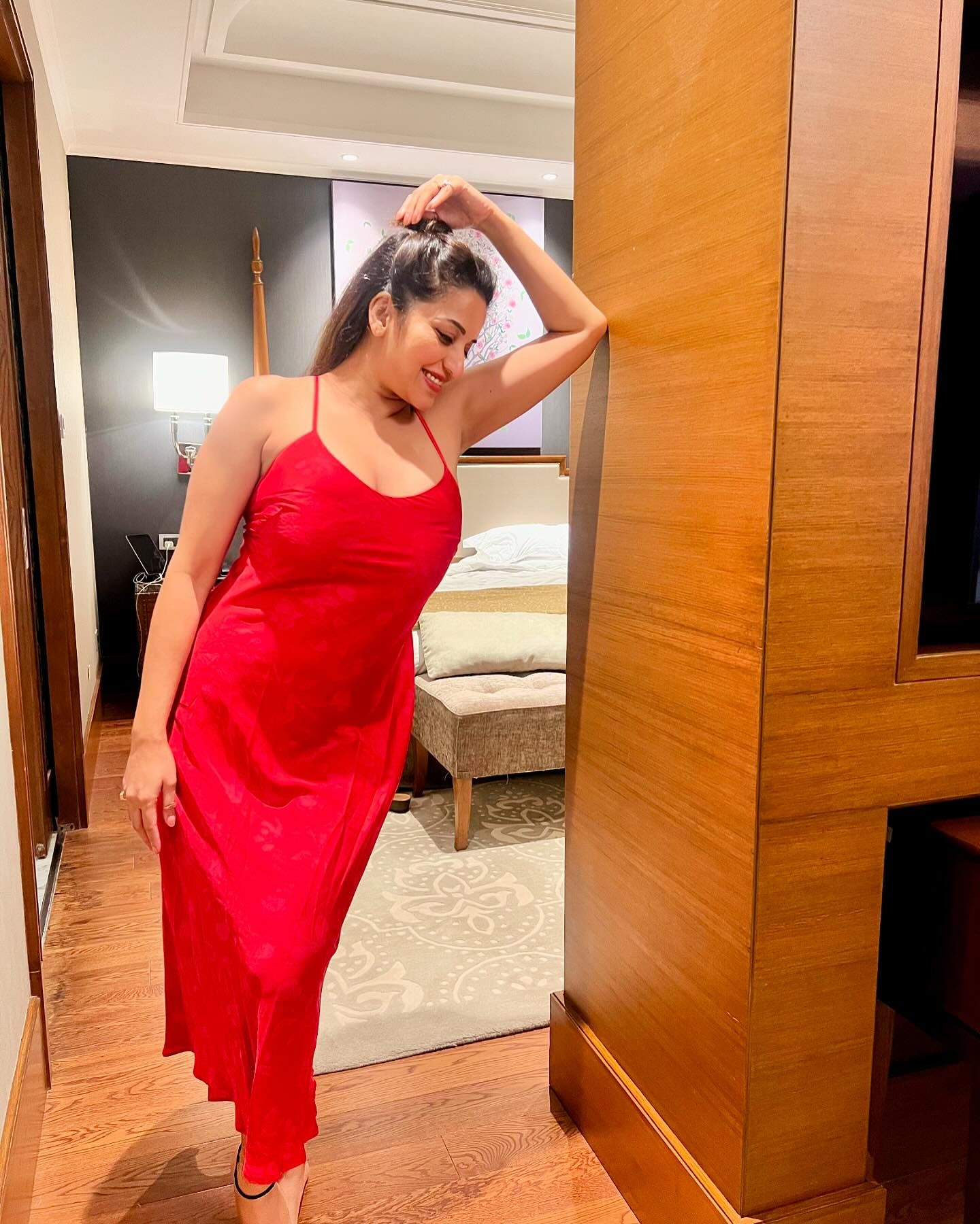 Monalisa’s Bold Fashion Sense: Effortless Glamour and Body Confidence