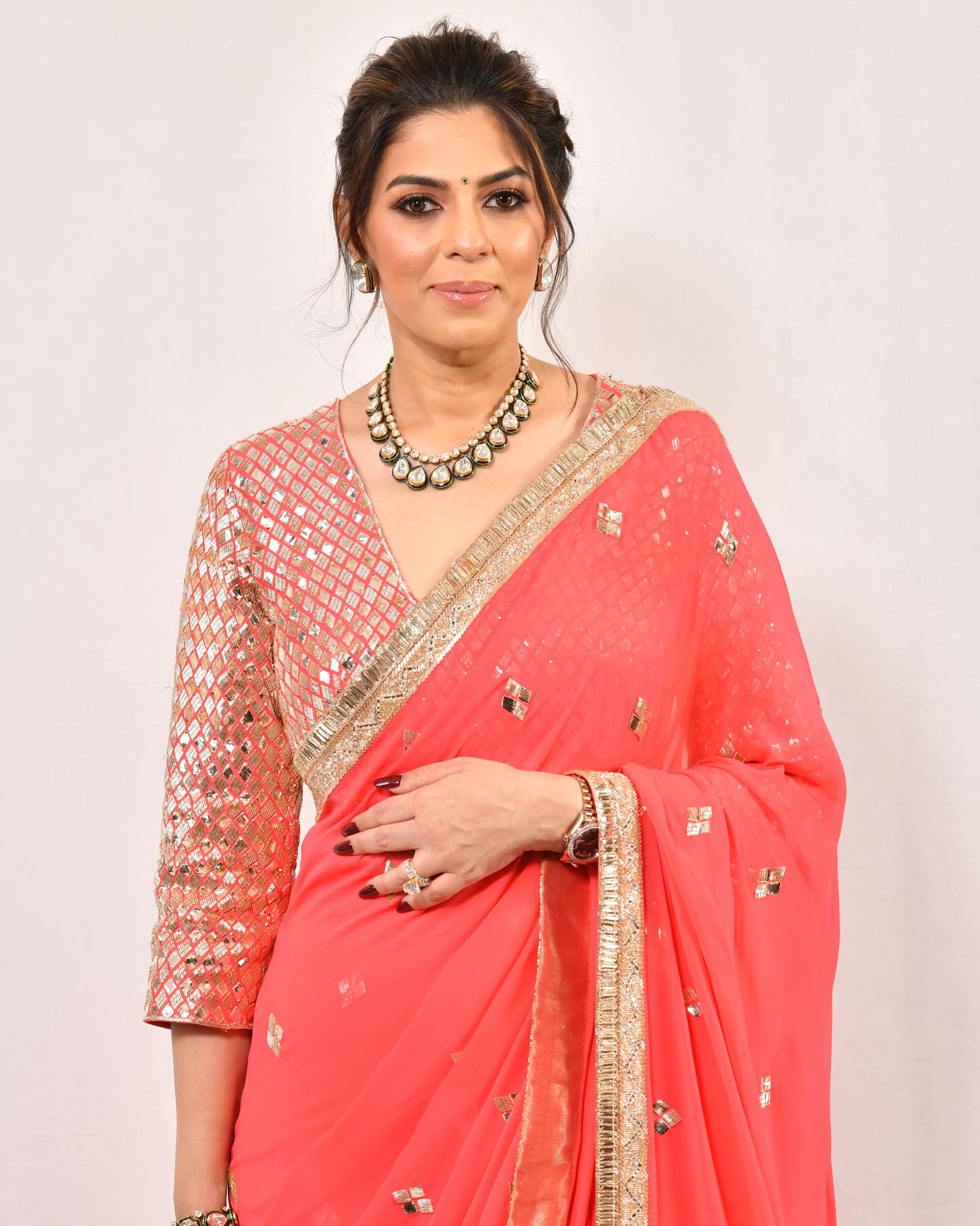 Pooja Dadlani: Know All Shah Rukh Khan's Manager