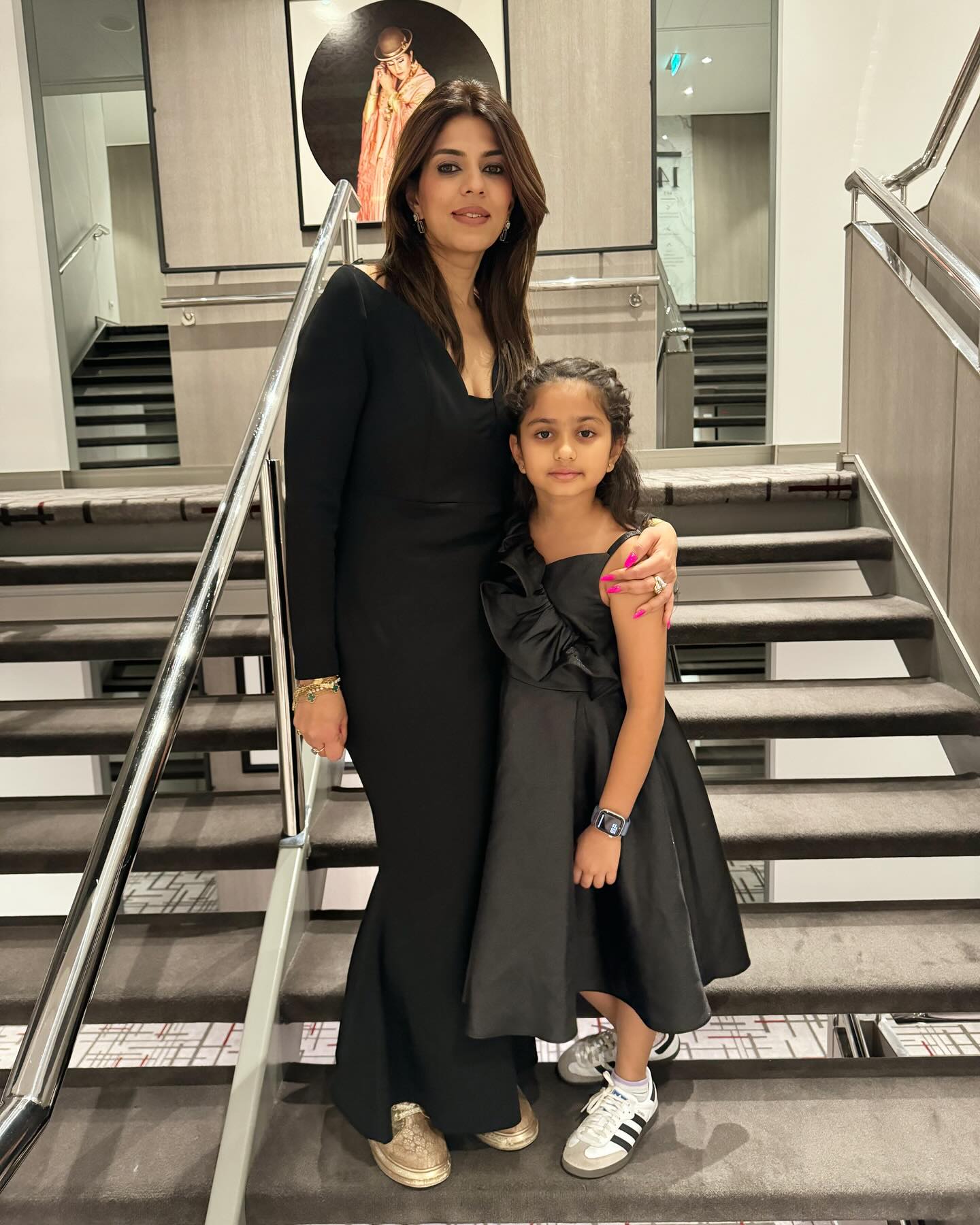 Pooja Dadlani: Know All Shah Rukh Khan's Manager