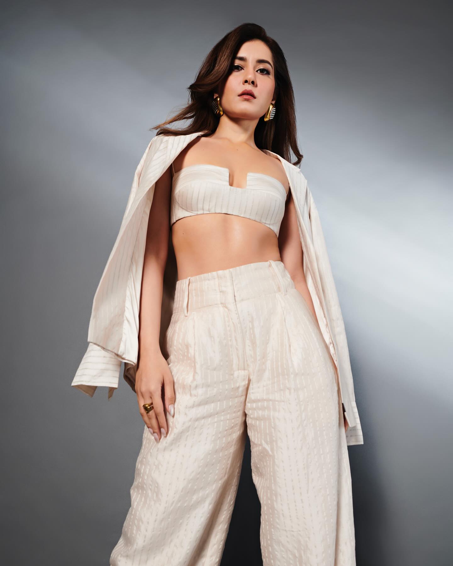 Raashii Khanna was born on 30 November 1990 in New Delhi, India.